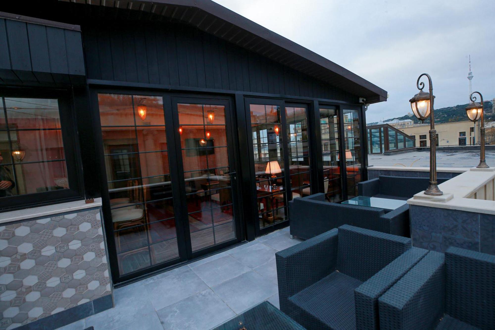 West Inn Hotel & Restaurant Nz Bakú Exterior foto